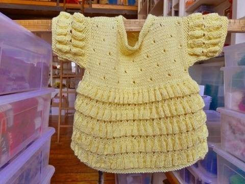 Strickanleitung * Kinderkleid mit Glöckchenmuster in 3 Größen